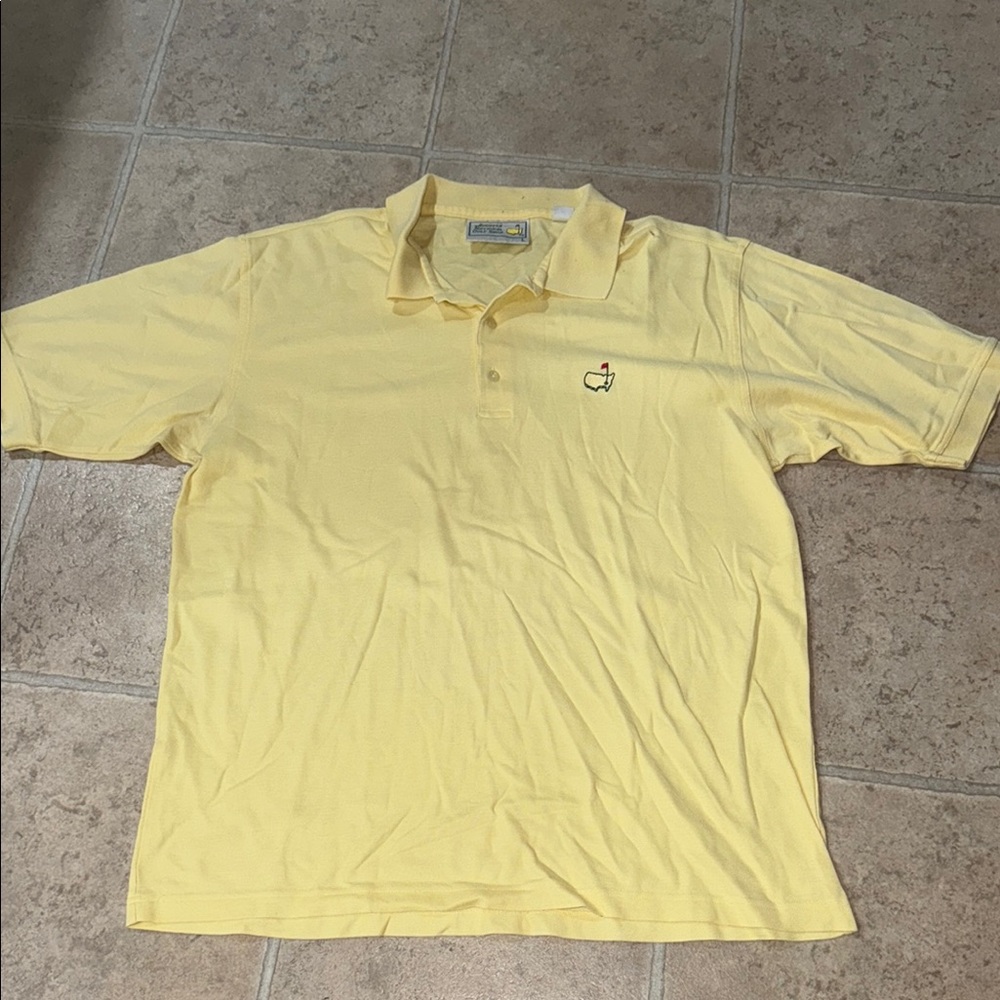Casual Yellow Polo Shirt with Short Sleeves